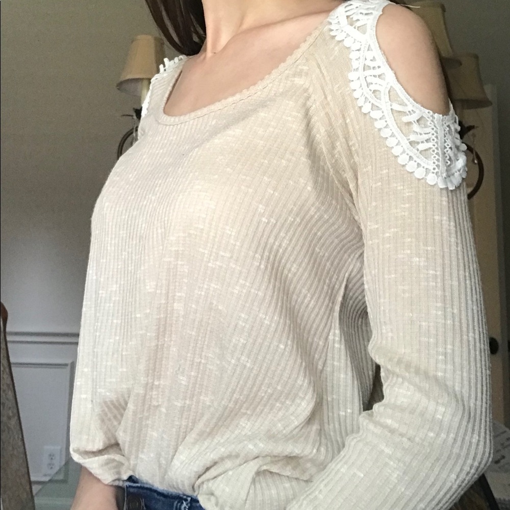 Open Shoulder Lace Top